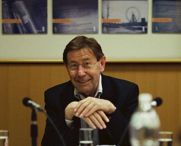 o.Univ.-Prof. Dr. Josef Aicher